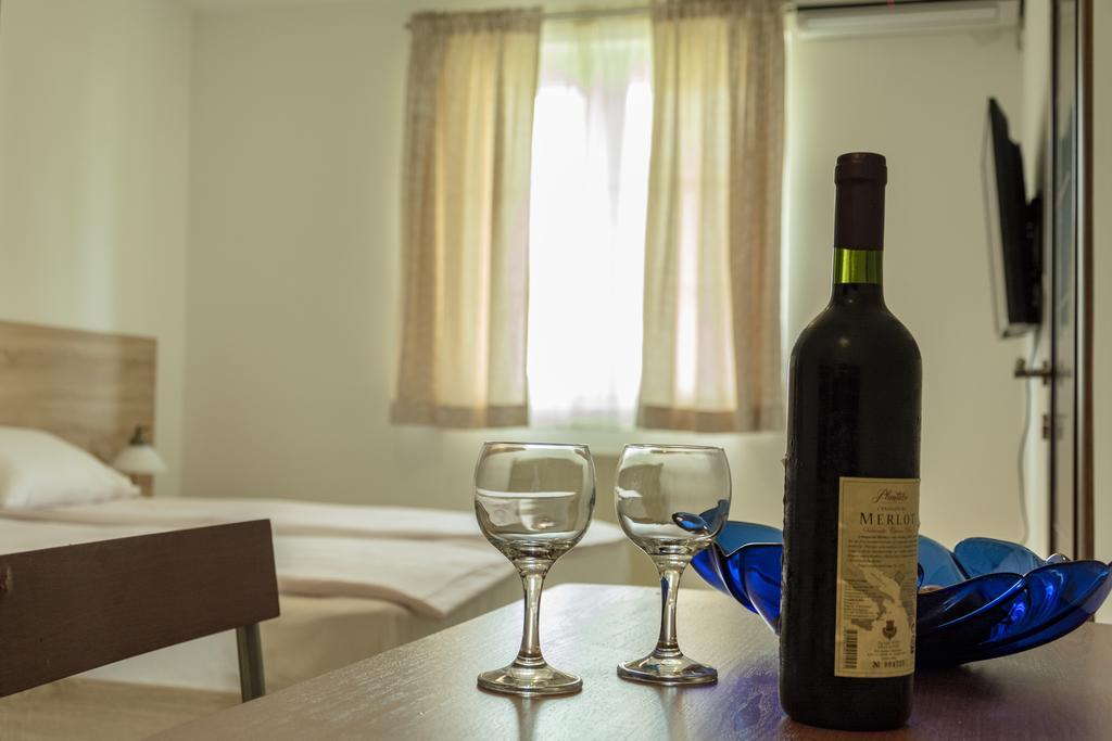 Apartmani Mendula Budva Luaran gambar